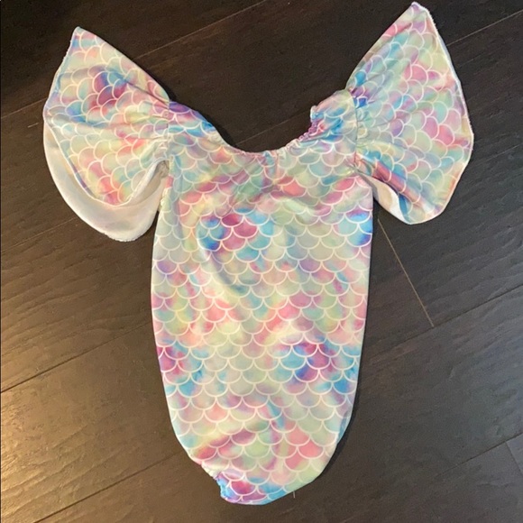 Girls 3T mermaid boutique swimsuit - Picture 1 of 4